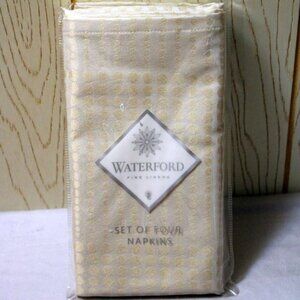 Waterford Fine Linen Set of 4 Napkins - Gold Shimmer Dot - NWT